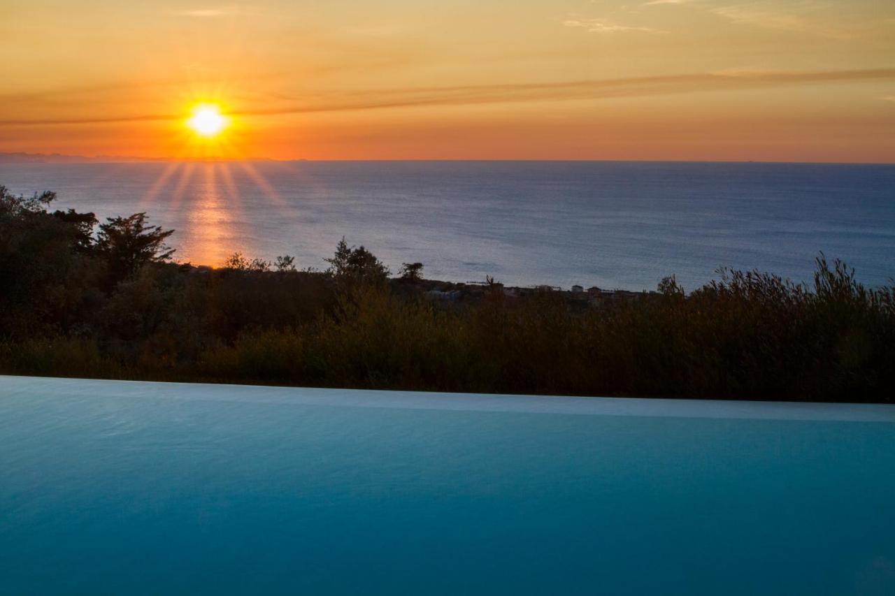 Villa Laura Capo dʼOrlando Εξωτερικό φωτογραφία
