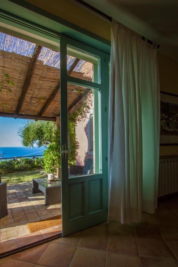 Villa Laura Capo dʼOrlando Εξωτερικό φωτογραφία