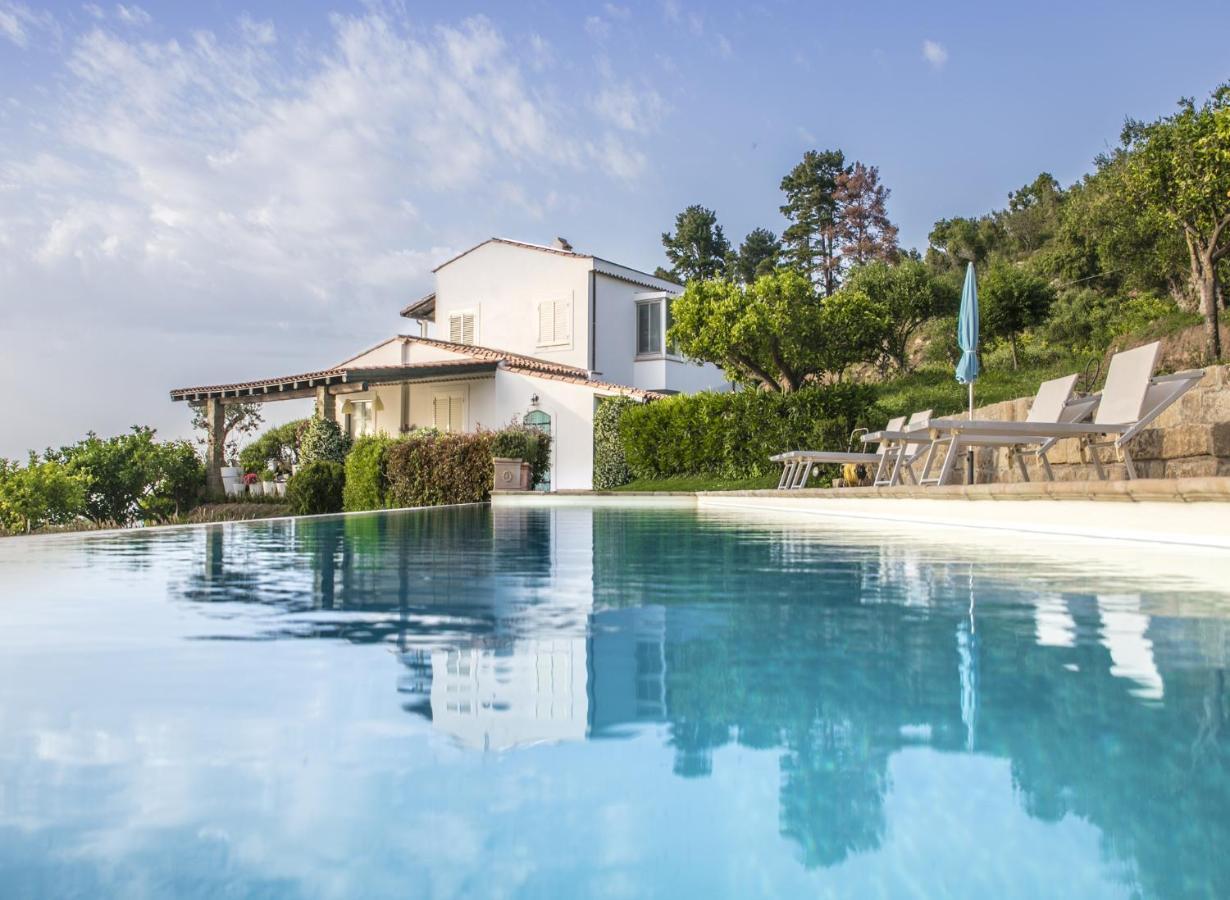 Villa Laura Capo dʼOrlando Εξωτερικό φωτογραφία