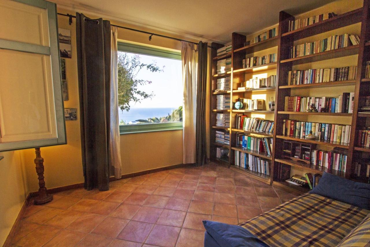 Villa Laura Capo dʼOrlando Εξωτερικό φωτογραφία