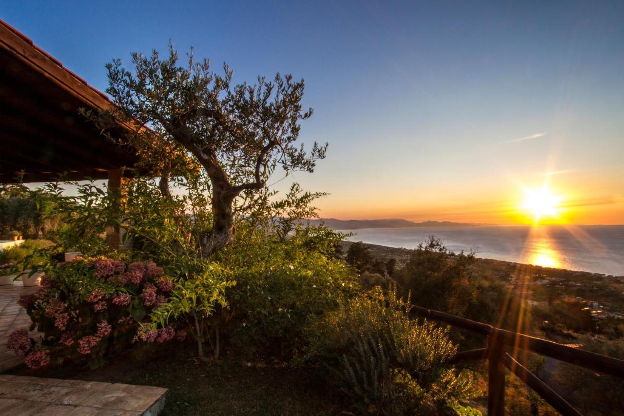 Villa Laura Capo dʼOrlando Εξωτερικό φωτογραφία